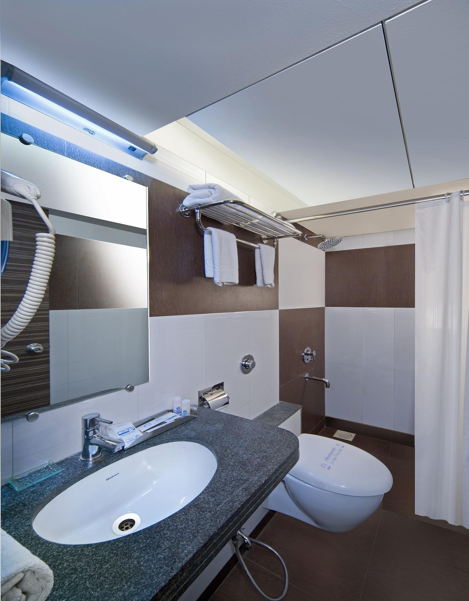 Kapila Business Hotel Pune Dış mekan fotoğraf