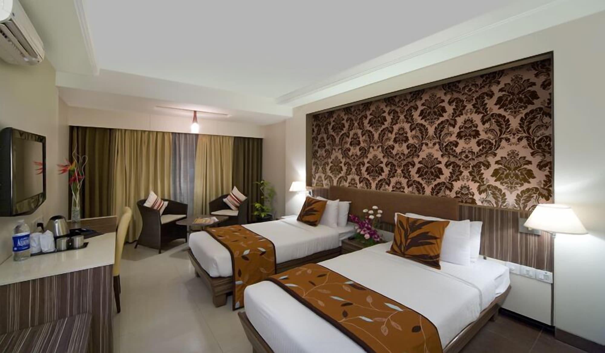 Kapila Business Hotel Pune Dış mekan fotoğraf