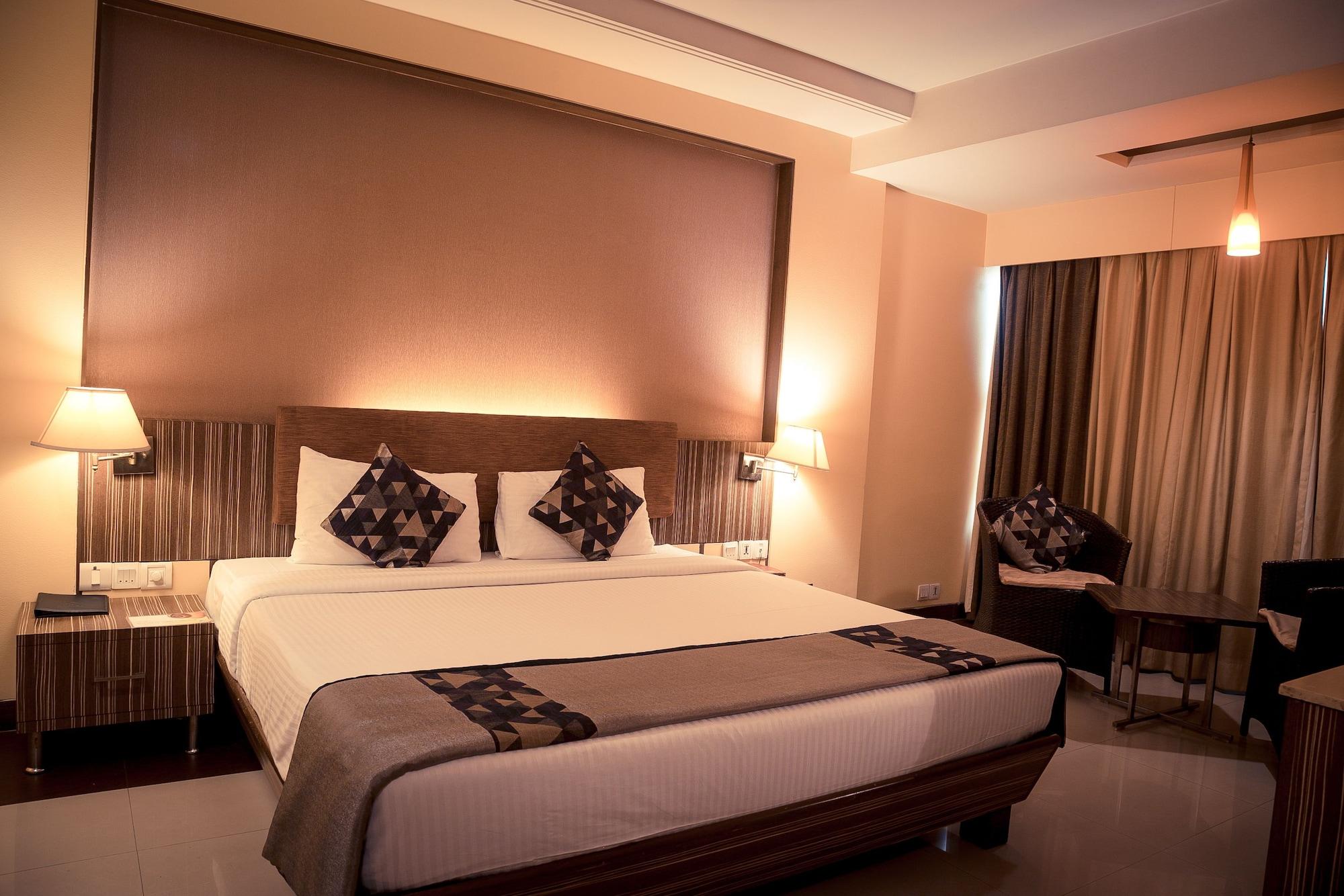 Kapila Business Hotel Pune Dış mekan fotoğraf