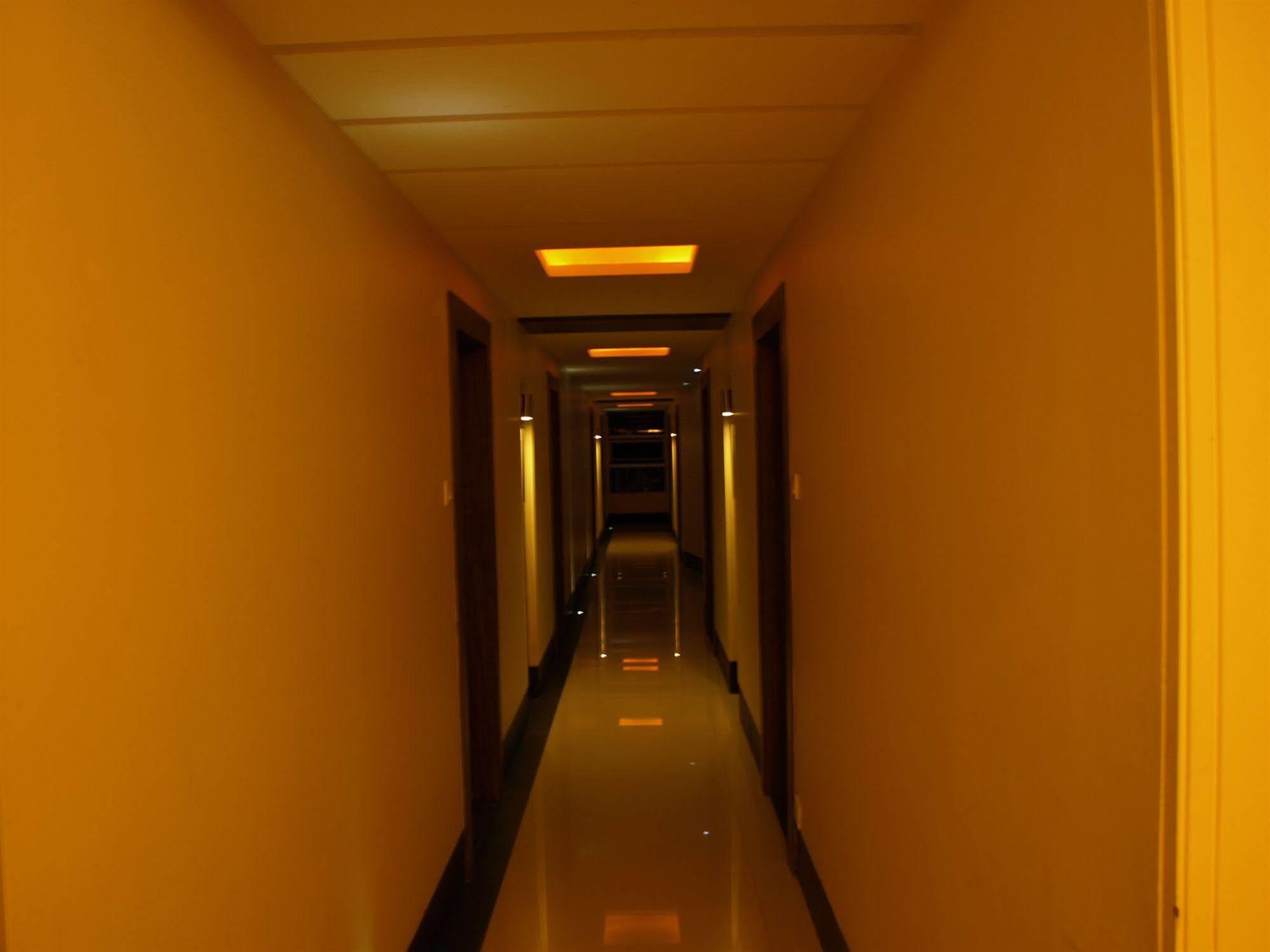 Kapila Business Hotel Pune Dış mekan fotoğraf